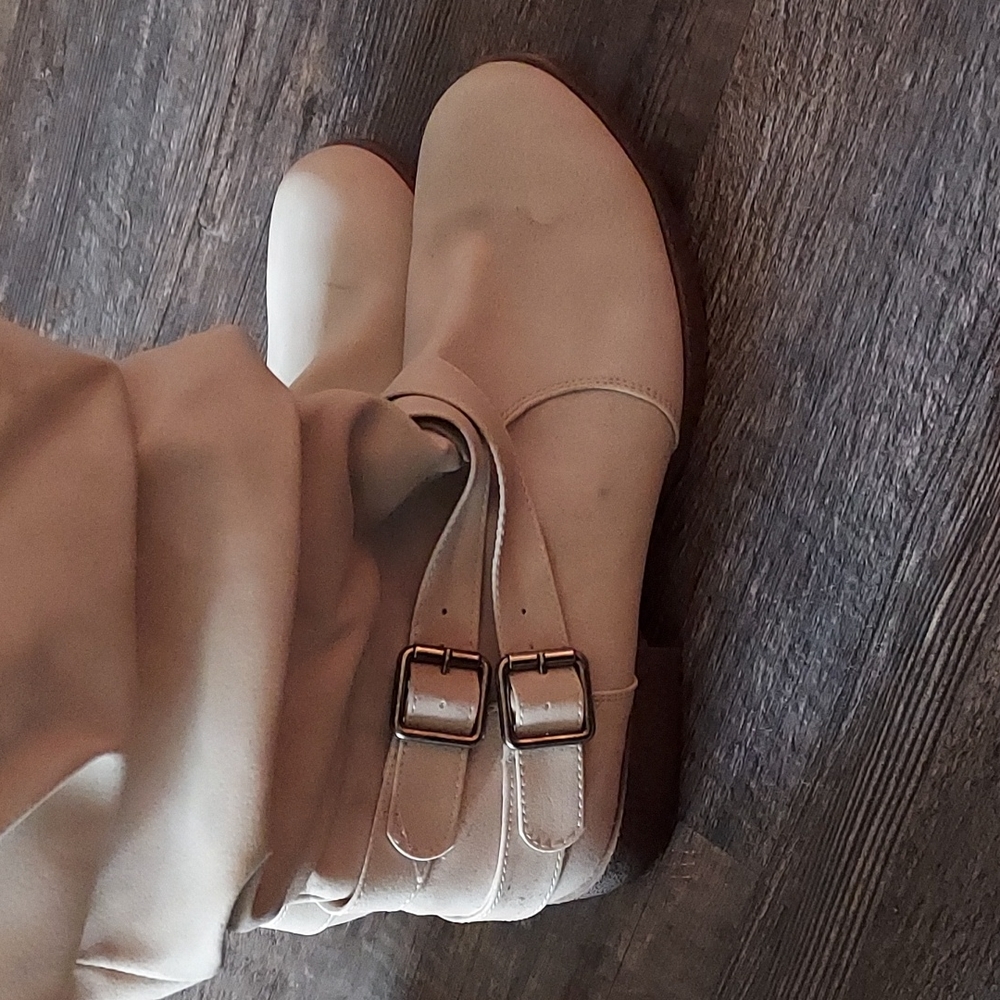 Pilair Tan boots